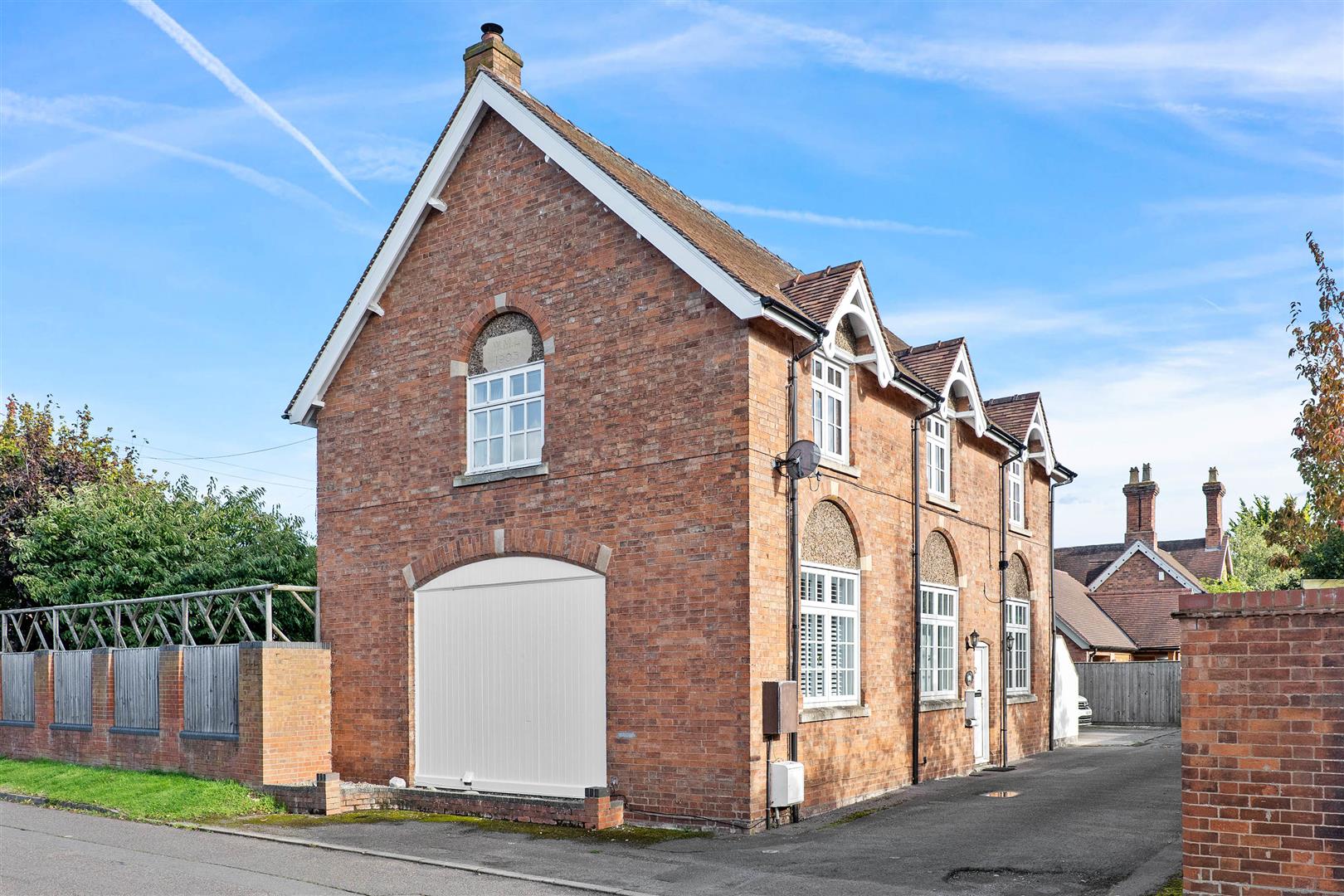 Property for Sale in StratforduponAvon Edwards Estate Agents